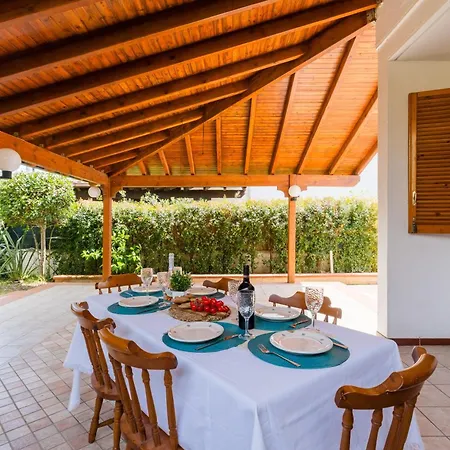 Villa Nina A *