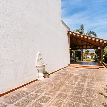 Villa Nina A *